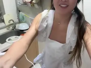 Chaturbate Adult Webcams of lunalovesuuuuu
