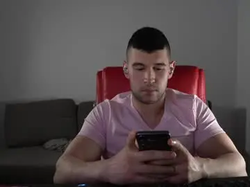 Chaturbate Live Sex Cam of sandow_