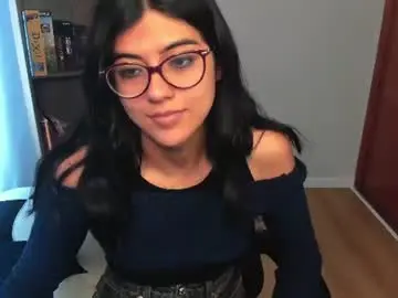 Chaturbate Free Porn Cam of valerie__sky