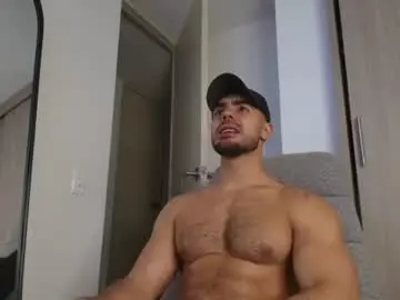 Chaturbate Live Porn of andrew_west_