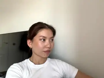 Chaturbate Free Porn Cam of brittmcnairy