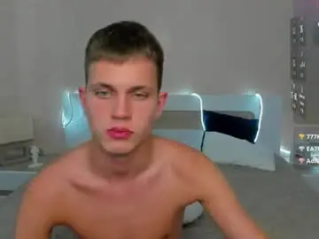 Chaturbate Live Porn of m0neyken_