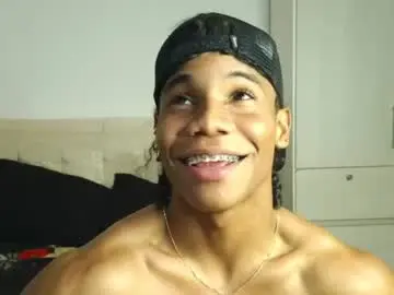 Chaturbate Live Sex Cam of marcelo_dosantos77