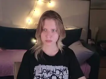 Chaturbate Free Live Porn of viki_charm
