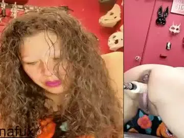 Chaturbate Sex Chat of feleenafux42