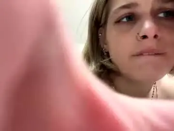 Chaturbate Live Porn of sassysquirtsmmm