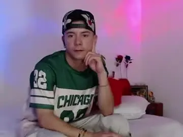 Chaturbate Free Live Porn of dominic_hanks
