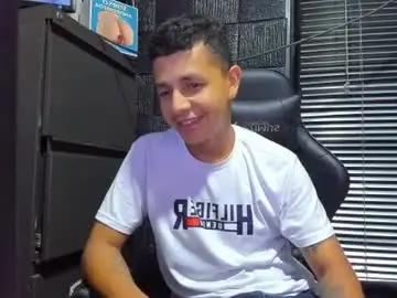 Chaturbate Adult Webcam of g_lincoln