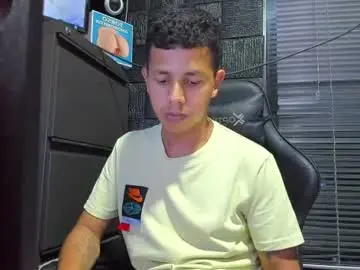 Chaturbate Sex Chat of g_lincoln