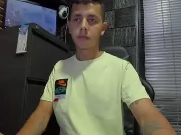 Chaturbate Free Porn Cam of g_lincoln