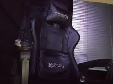 Chaturbate Watch Live Sex Cams of g_lincoln