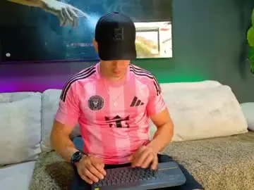 Chaturbate Live Sex Cam of maisonbastian