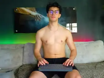 Chaturbate Live Sex Cam of maisonbastian