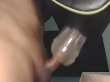 Chaturbate Sex Chat of shyguy0401xx