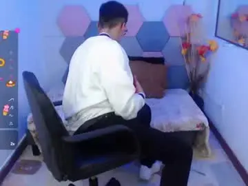 Chaturbate Watch Live Sex Cams of andy_norton