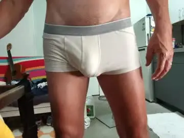 Chaturbate Live Sex Cam of daddycache