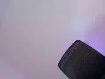 Chaturbate Free Porn Cam of feminine_elle