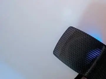 Chaturbate Live Sex of feminine_elle