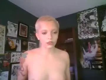 Chaturbate Live Sex Cam of ava_mack