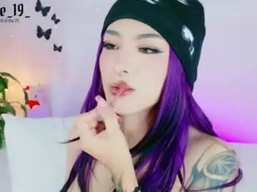 Chaturbate Live Porn of cuteezoe