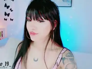 Chaturbate Watch Live Sex Cams of cuteezoe