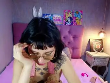 Chaturbate Free Porn Cam of mooncharlotte