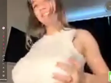 Chaturbate Watch Live Sex Cams of sharitaklemme
