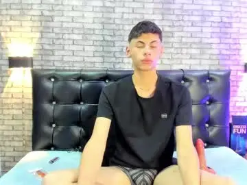 Chaturbate Sex Chat of smith_luxe