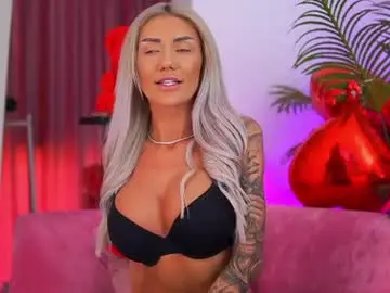Chaturbate Sex Cam of therealfallingangel