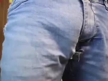Chaturbate Best live sex cam show of leo_diaz01