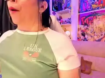 Chaturbate Live Sex Cam of yeye_scs