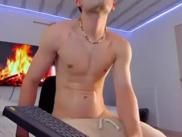 Chaturbate Watch Live Sex Cams of benji_andrew