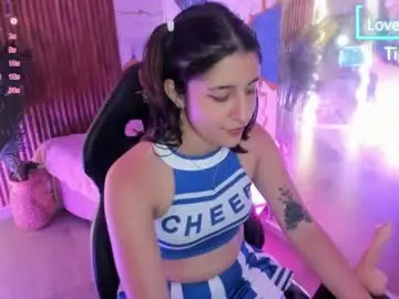 Chaturbate Nude Webcam of zyra_tay