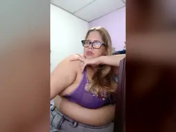 Chaturbate Best live sex cam show of elizabethtaylor1