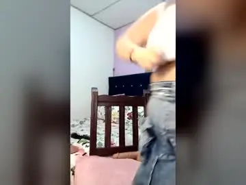 Chaturbate Free Live Porn of elizabethtaylor1