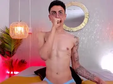 Chaturbate Adult Webcams of gio_carangi