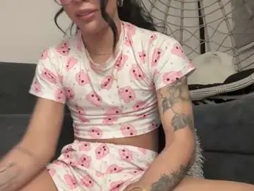 Chaturbate Free Live Porn of samanthabernardo_
