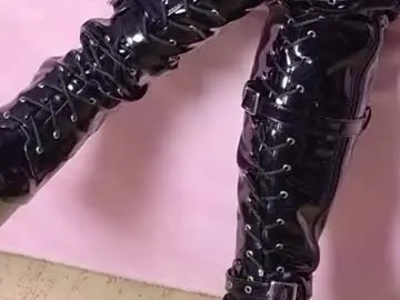 Chaturbate Live Sex of sophia_harrys