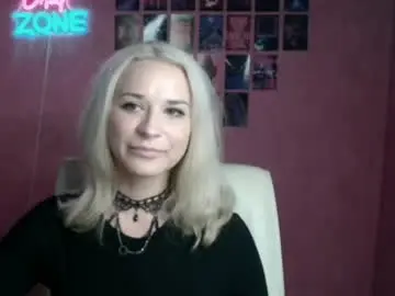 Chaturbate Free Live Porn of moonsusanna