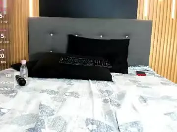 Chaturbate Live Porn of amapolaa1