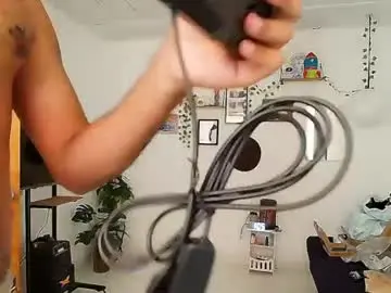 Chaturbate Free Live Porn of colinlatinbrown
