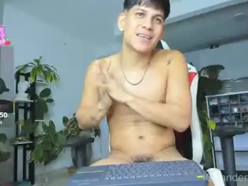 Chaturbate Live Sex Cam of ethanmiller1