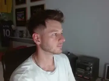 Chaturbate Sex Cam of freddy_star