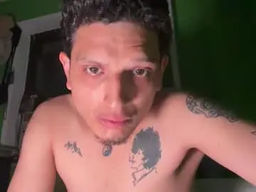 Chaturbate Live Porn of sexylatinoguy24