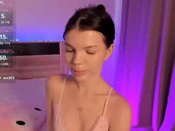 Chaturbate Free Live Porn of _mialune