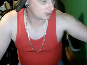 Chaturbate Live Sex Cam of edwardaims_2please