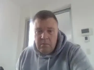Chaturbate Live Sex Cam of scoobs71