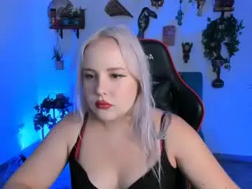 Chaturbate Live Sex Cam of stellawatts