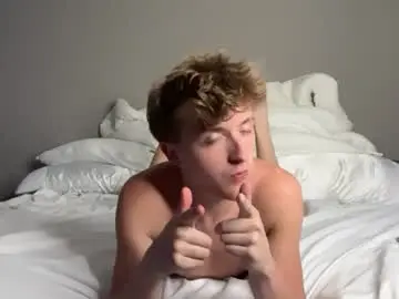 Chaturbate Live Sex Cam of evanbrown333