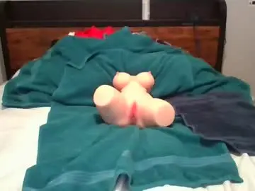 Chaturbate Adult Webcams of horny4sexymilf916